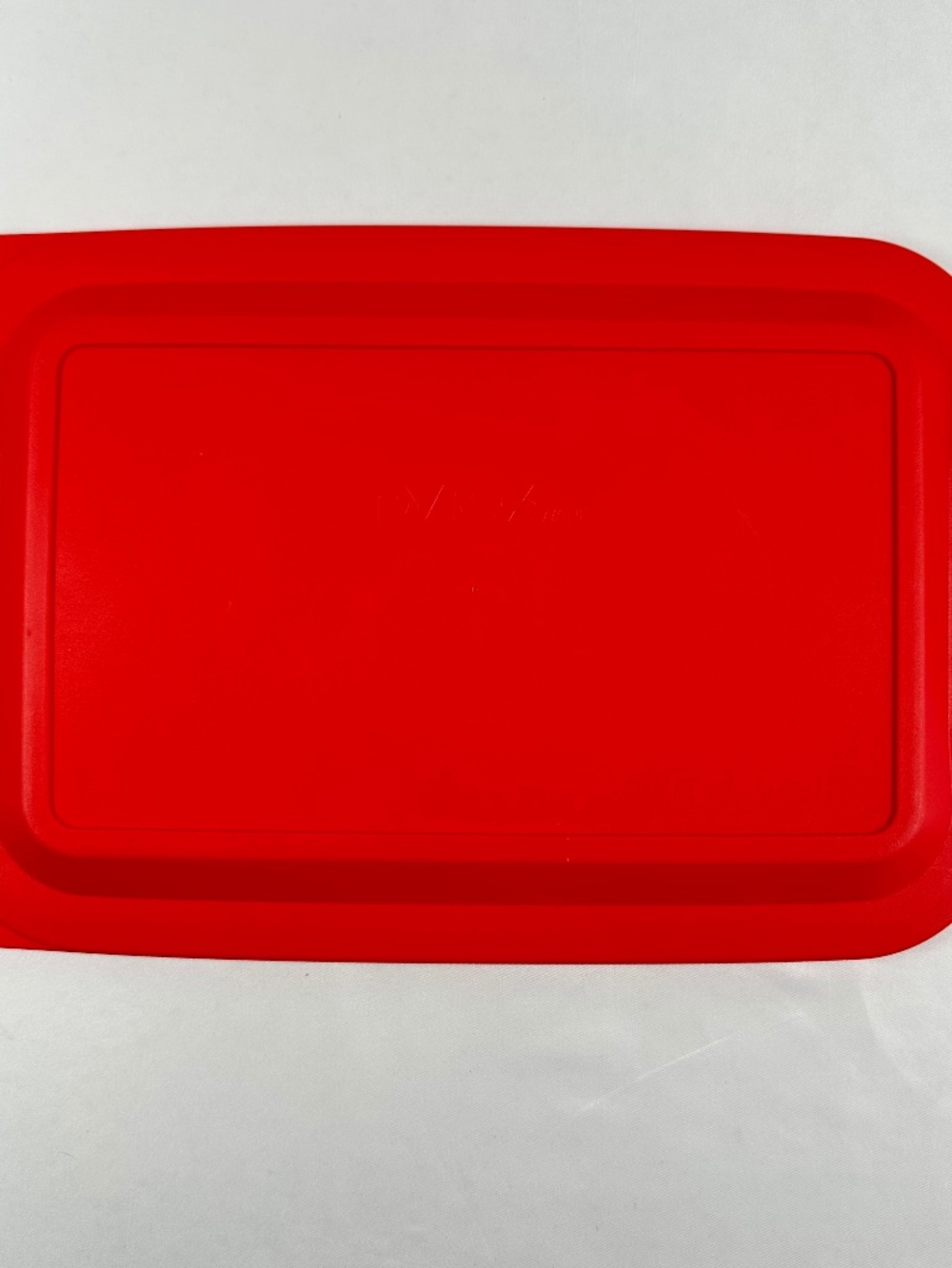 Pyrex Ware Red Plastic Replacement Lid for Casserole Dish 15x9.5 inches.